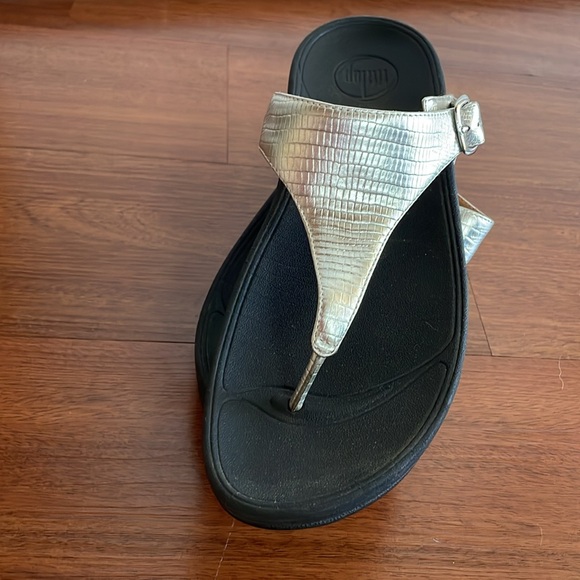 Fitflop Size 10 LuLu with buckle - Picture 12 of 14